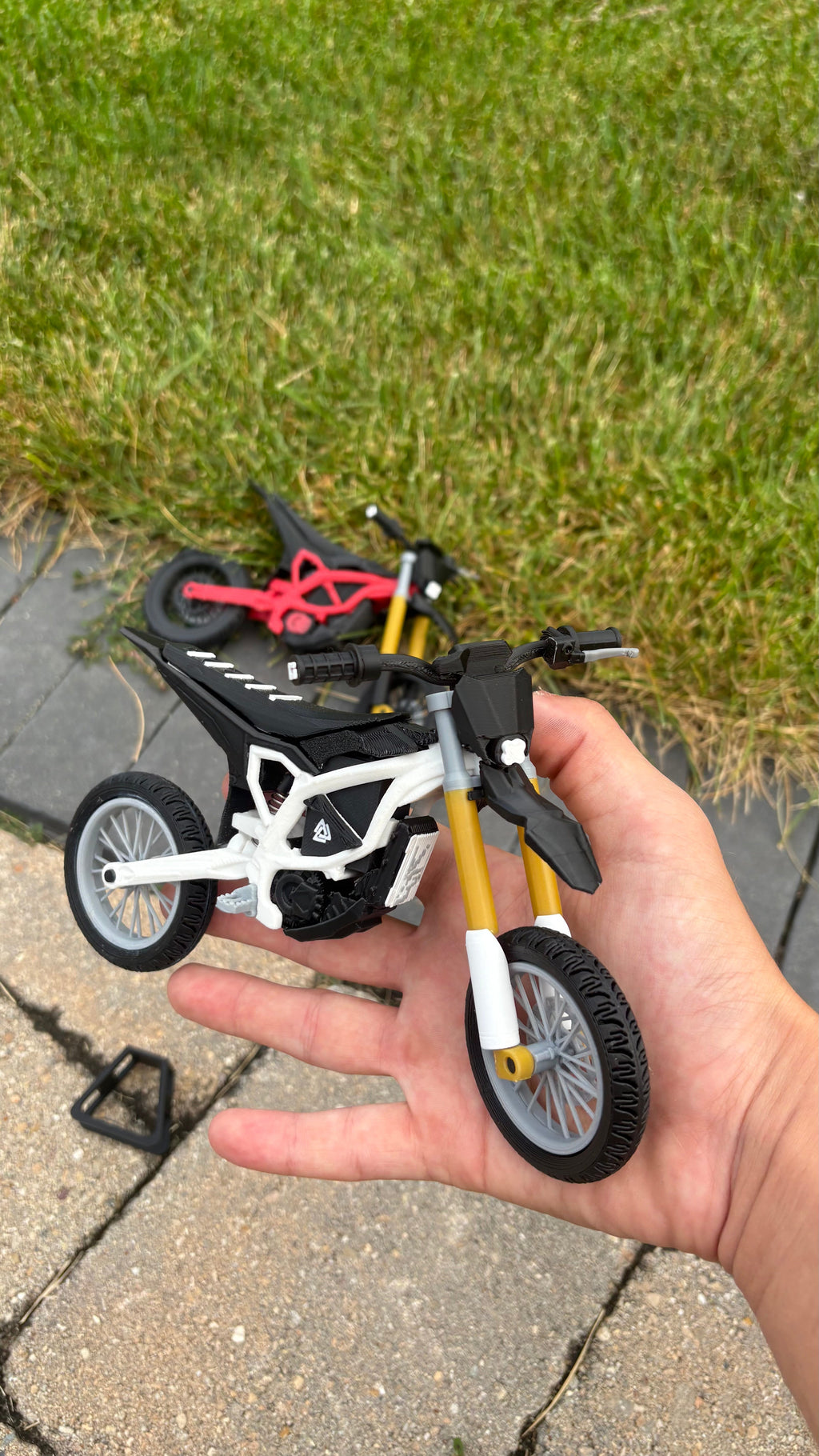 Mini Surron Ultra bee